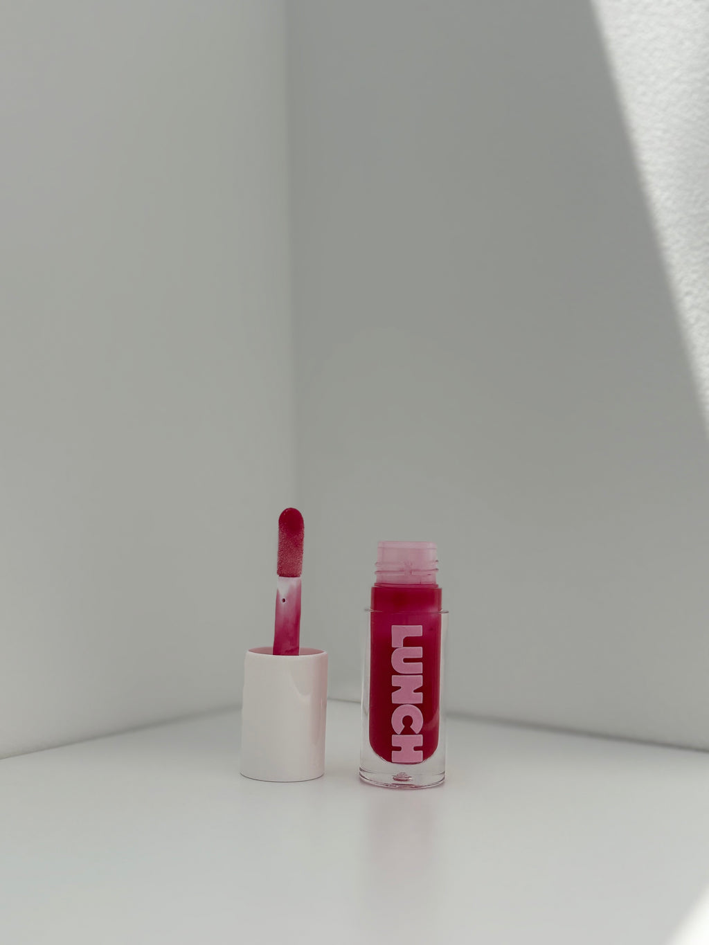 Tinted lip oil